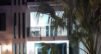 Beautiful chikatana family home steps from Bacocho beach