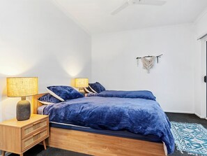 3 bedrooms, iron/ironing board, free WiFi, bed sheets