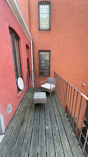 Terrace/patio - Private Balcony Room - Shared Luxurious Apartment - Central Harlem (New York)