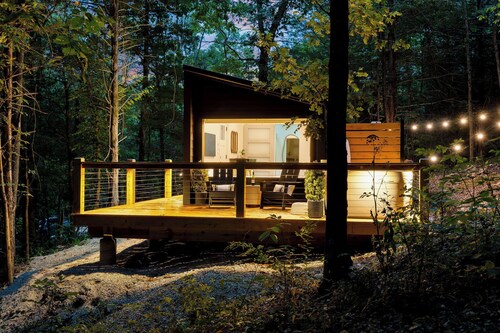 Romantic Hideaway | Hot Tub Near Thunder Ridge