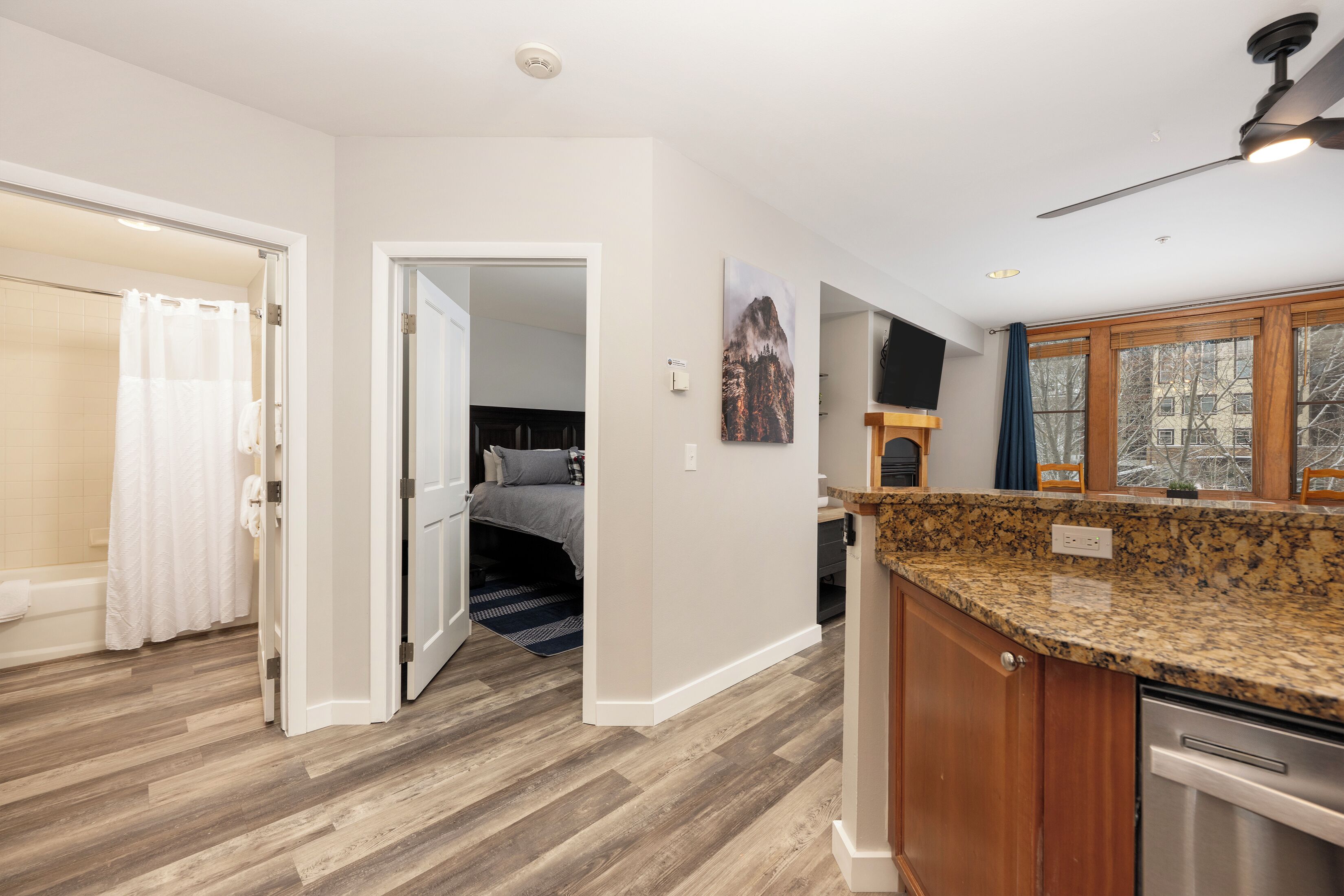 1 bedroom, iron/ironing board, free WiFi, bed sheets