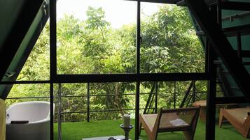 Minibar, gratis wi-fi och sÀngklÀder