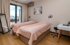 1 bedroom, iron/ironing board, WiFi, bed sheets