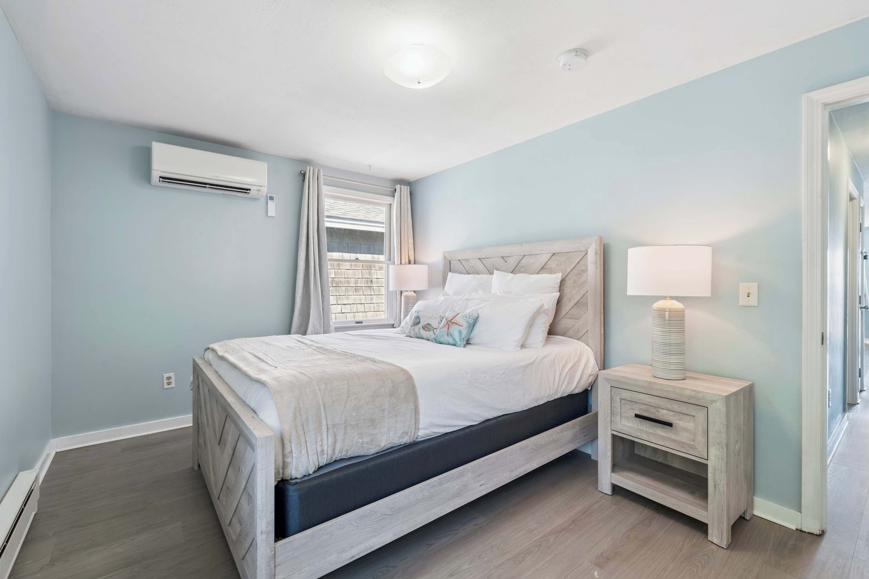 2 多间卧室、熨斗/熨衣板、WiFi、床单