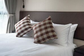 1 bedroom, iron/ironing board, Internet, bed sheets