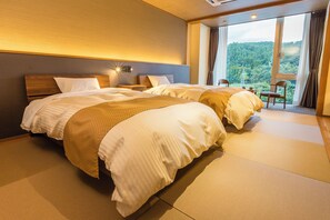 Superior Twin Room | In-room safe, iron/ironing board, free WiFi