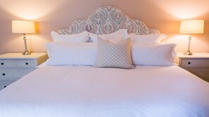 8 bedrooms, iron/ironing board, travel cot, free WiFi - Ty Fry Estate - sleeps 16 guests  in 8 bedrooms (Pentraeth/Red Wharf Bay)