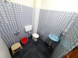 Dusche, Handtücher, Seife, Shampoo