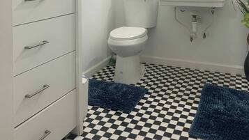 Towels, soap, toilet paper