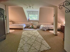 2 bedrooms, Internet