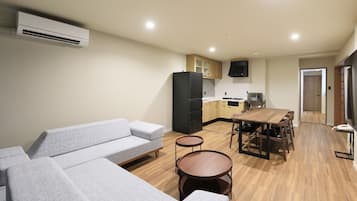 Deluxe-Zimmer | Kostenloses WLAN, Bettwäsche