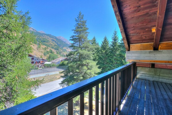 Standard Apartment, Multiple Bedrooms (Appartamento Nido Alpino) | Balcony