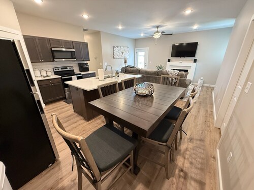 Cozy Modern Haven w/ Fireplace & Open Kitchen