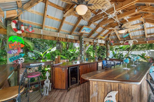 The Manatee'ki House - Tropical Getaway