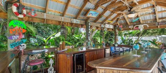 The Manatee'ki House - Tropical Getaway