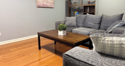 Knoxville Charm: 4BR Oasis Near Downtown & UT