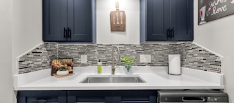 Lily: Studio Apt, 4 Minute Walk to Campus, Newly Remodeled