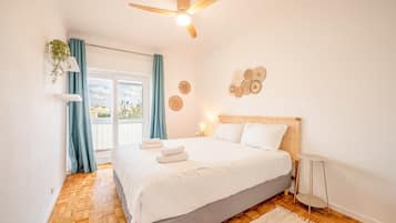 3 Schlafzimmer, Schreibtisch, Bügeleisen/Bügelbrett, Internetzugang