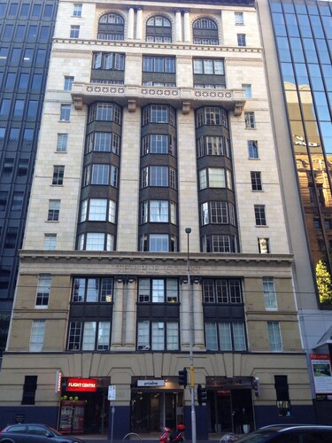 One bedroom apartment on with old world charm. 2 single beds. Heritage building.