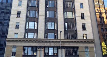 One bedroom apartment on with old world charm. 2 single beds. Heritage building.