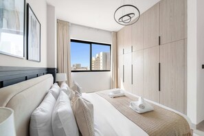 1 bedroom, desk, iron/ironing board, WiFi