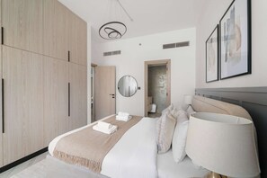 1 bedroom, desk, iron/ironing board, WiFi