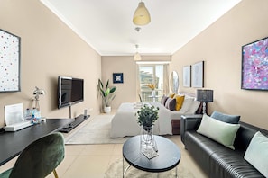 TV, stereo, offices