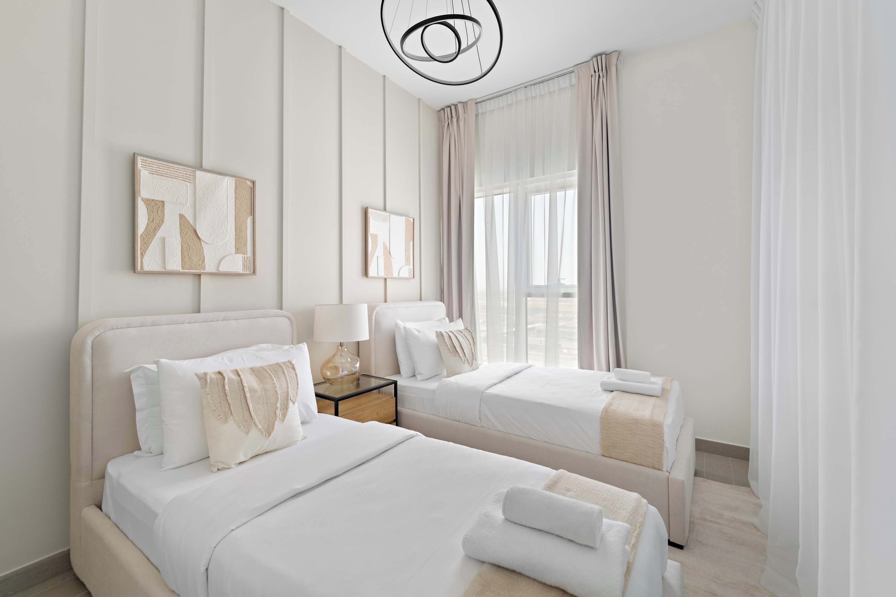 2 Schlafzimmer, Schreibtisch, Bügeleisen/Bügelbrett, WLAN