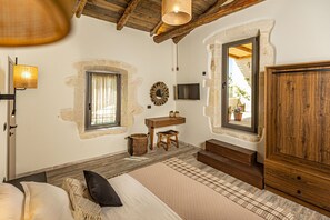 3 bedrooms, travel crib, free WiFi