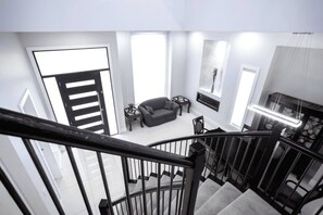 Interior - Luxury Delta-Surrey Getaway | 5BR, Sleeps 14 (Delta)