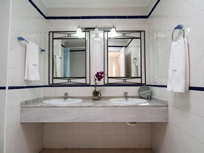 Hair dryer - Bahia La Caleta - Apartment for rent (La Caleta)
