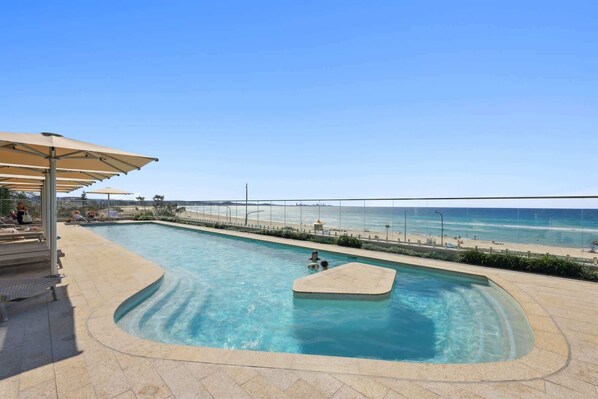 Pool - Beachfront 1-Bed Flat with Pool & Gym Access (Coolangatta)
