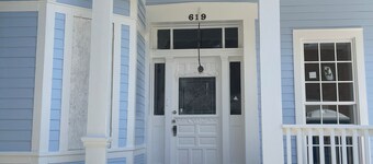 Downtown and Close to LSU 8-bedroom Luxury Home in Baton Rouge