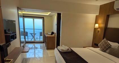 Savyasaachii Hotel, Mahabaleshwar - Pure Veg