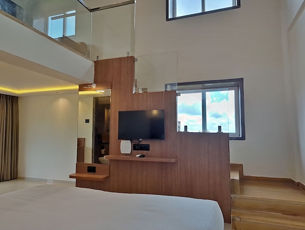 Premium Room with Stairs with Mountain View