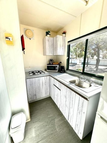 Wifi gratis . Coolgardie Caravan Park