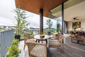 Superior Apartment | Living area