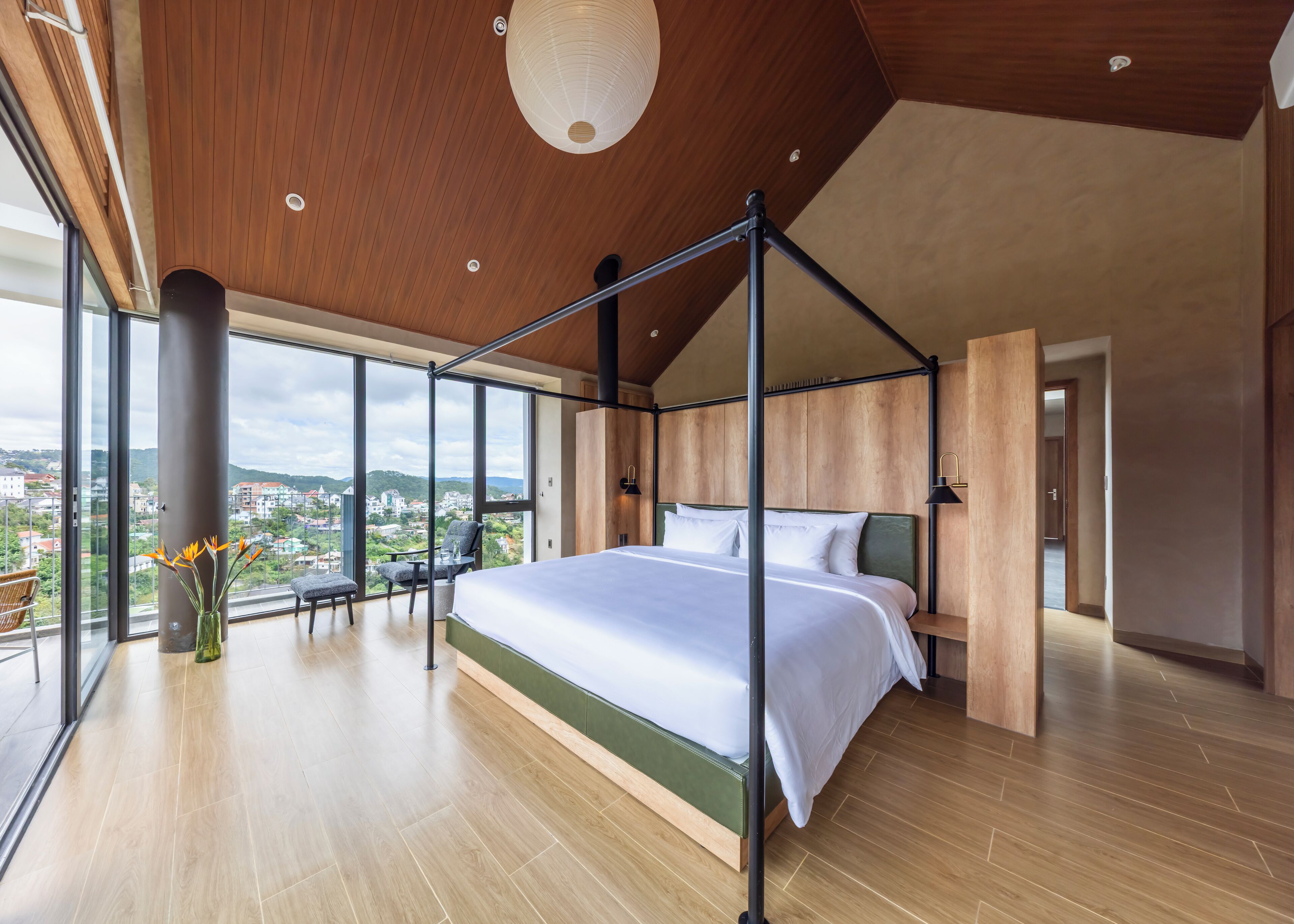 Presidential Apartment | Peralatan tempat tidur premium, tilam berlapik, bar mini 