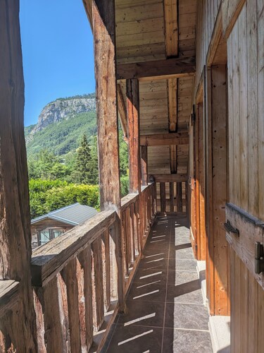 Chalet Allechant; A welcoming 3-bedroom apartment in Saint-Jean-d'Aulps