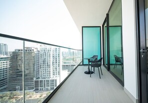 Property grounds - Beautiful 1 Bed in Binghatti Azure (Dubai)