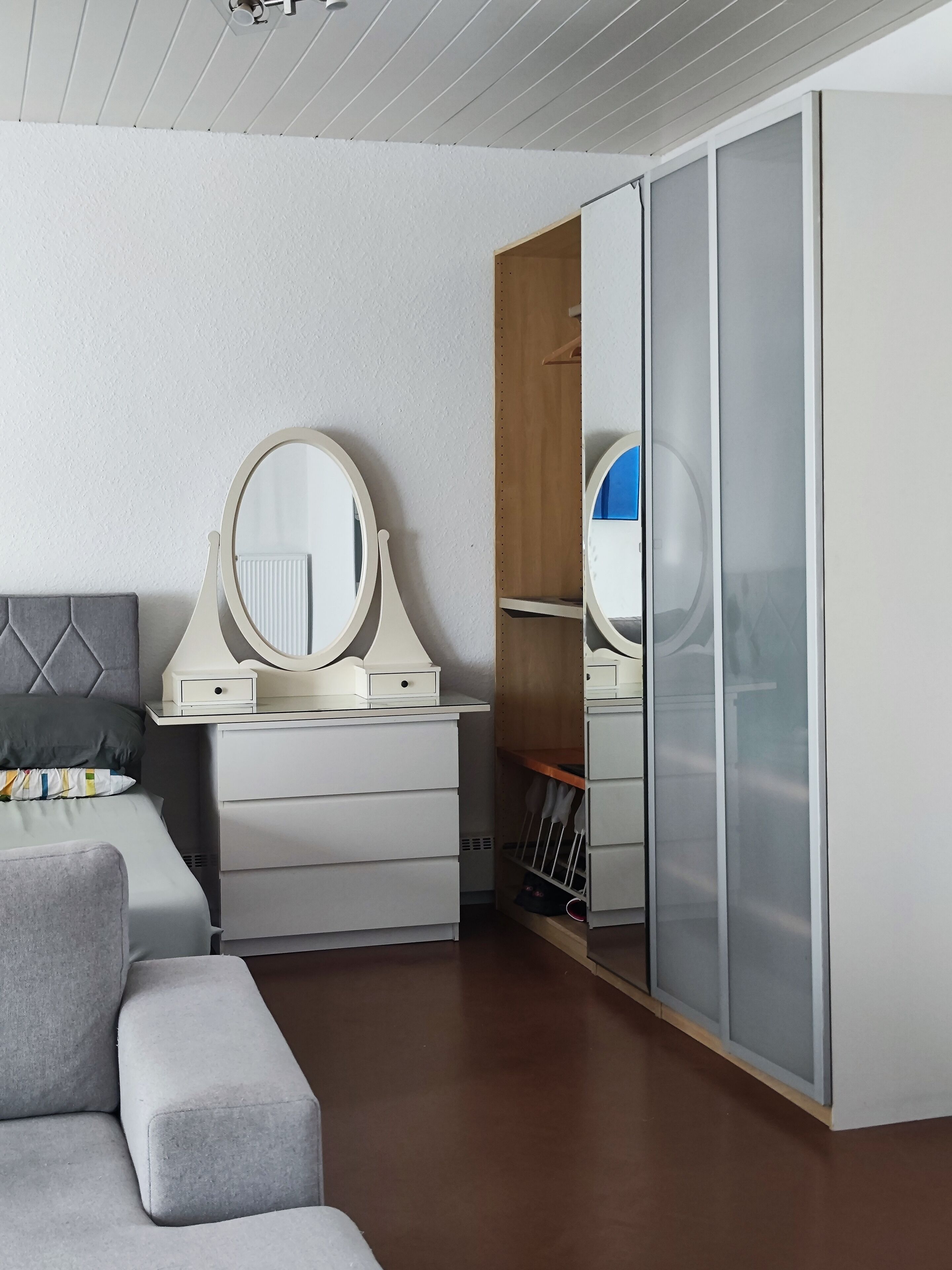 1 chambre, fer et planche à repasser, Wi-Fi, draps fournis