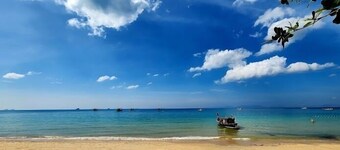Srisuksan Klong Muang Beach 