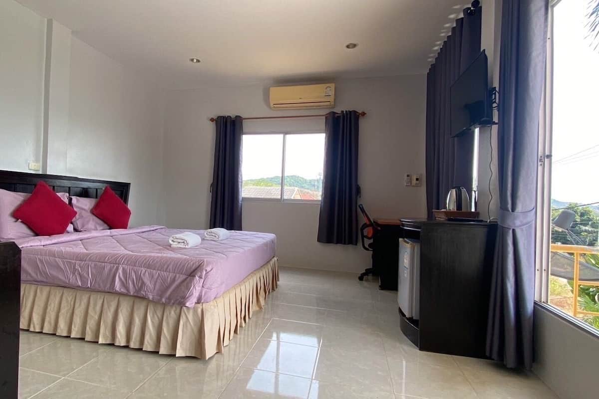 Deluxe Double Room, Balcony, Sea View | Free WiFi