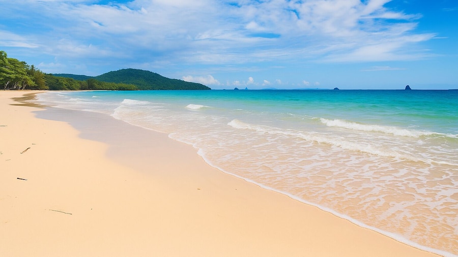 Srisuksan Klong Muang Beach