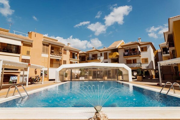 Indoor pool, outdoor pool