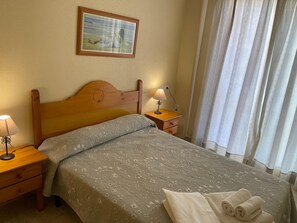 5 bedrooms, iron/ironing board, bed sheets - Apartment in Pueblo Salado, Mazarron (Mazarrón)