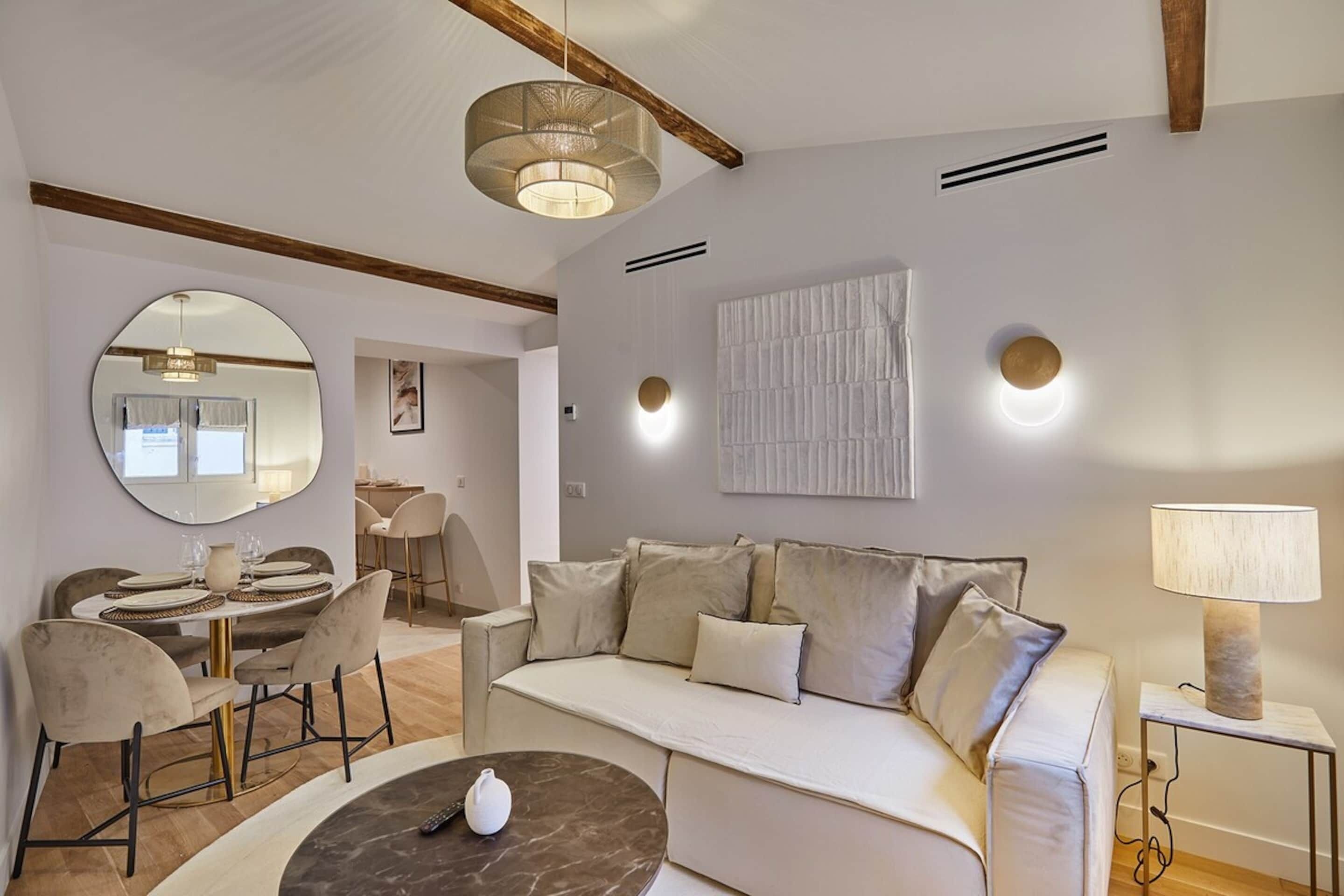 Apartment | Living area