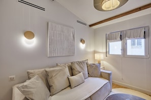 Apartment | Living area