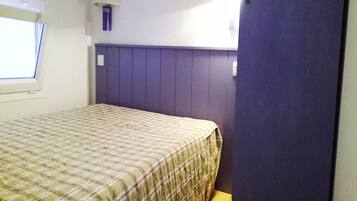 Rumah Klasik, 3 kamar tidur | 3 kamar tidur dan dilengkapi dengan perabotan berbeda-beda