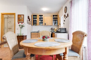 经典公寓, 2 间卧室 | 用餐